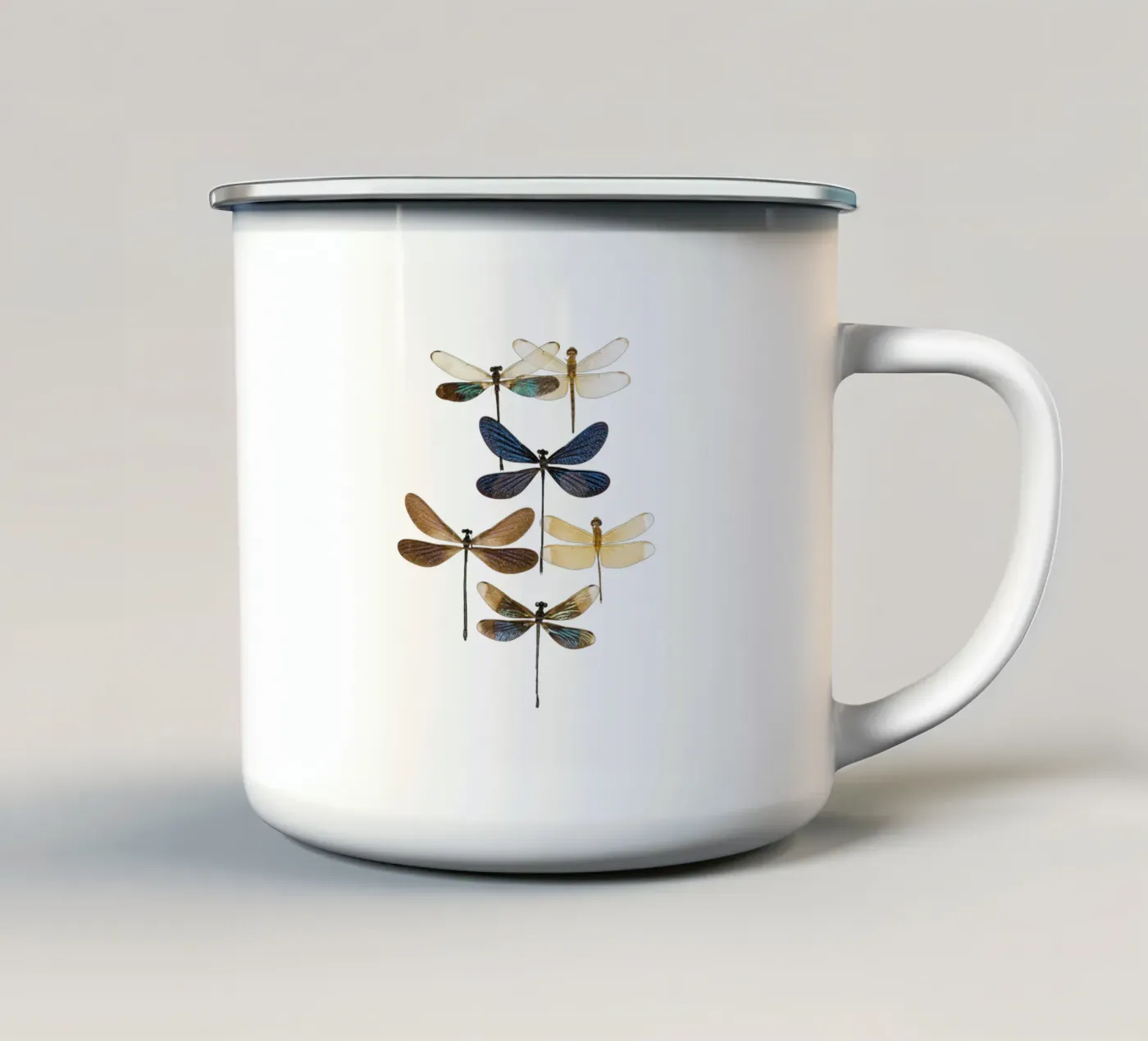 Dragonflies emaille mok van Curious Collections by Marielle Leenders