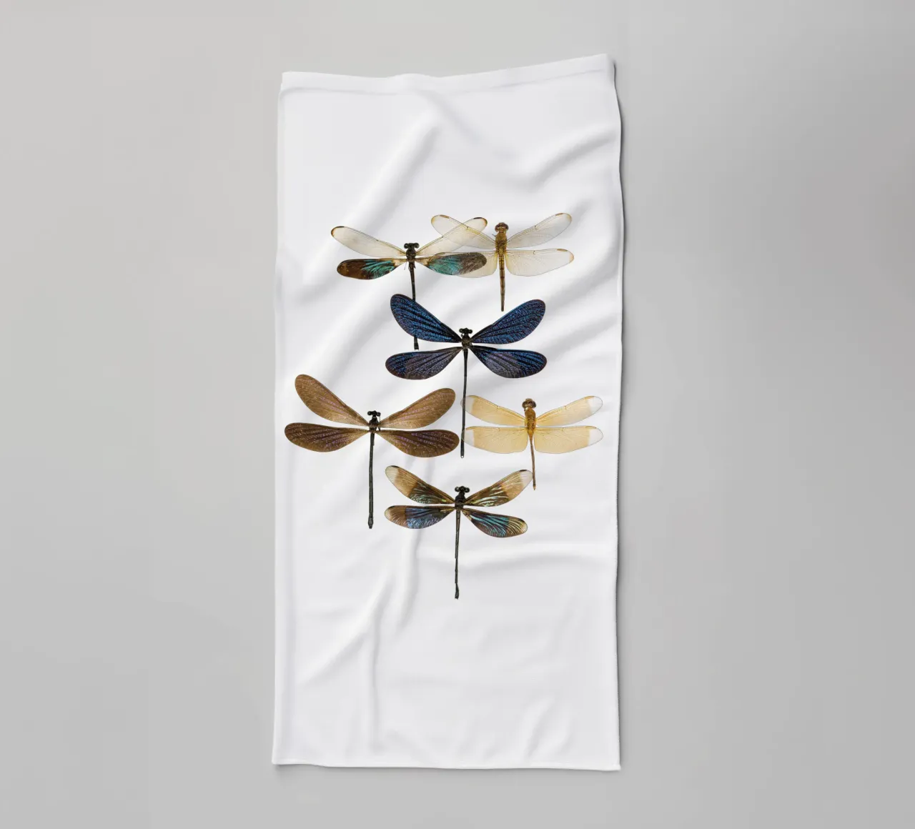 Libellen badhanddoek van Curious Collections by Marielle Leenders
