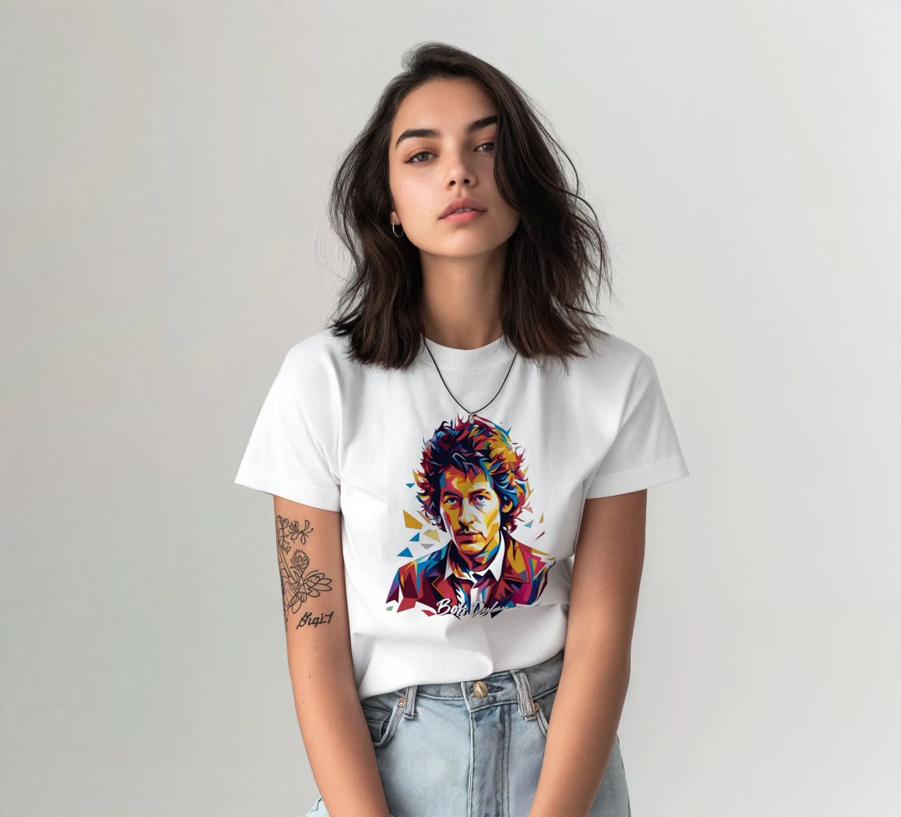 Bob Dylan Portrait in WPAP Pop Art t-shirt van vectorartnesia