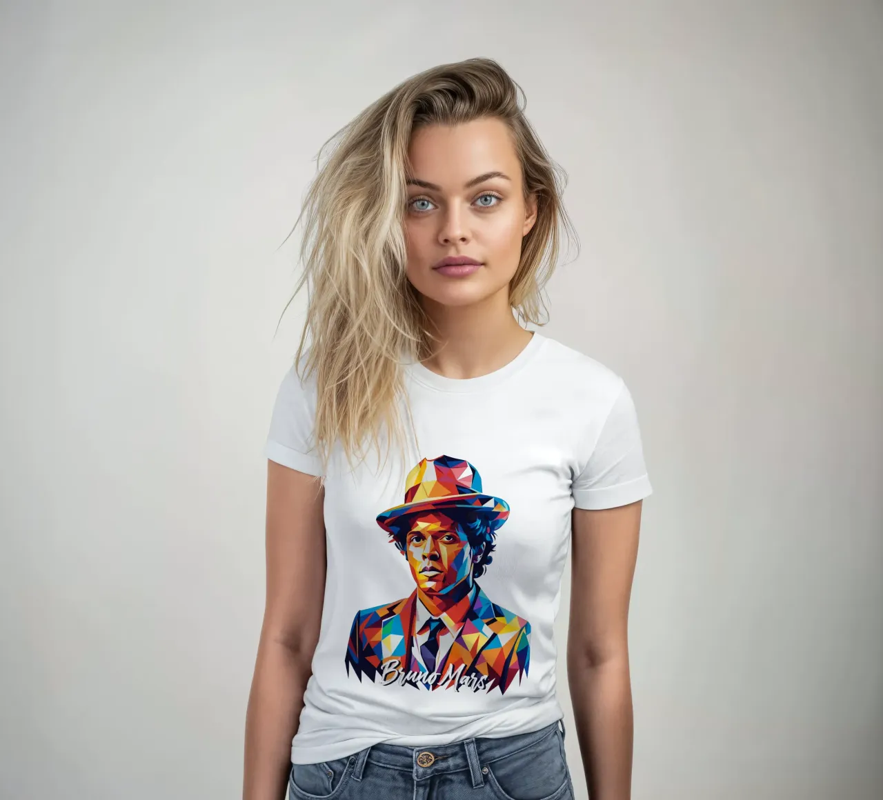 Bruno Mars Portrait in WPAP Pop Art t-shirt da donna da vectorartnesia