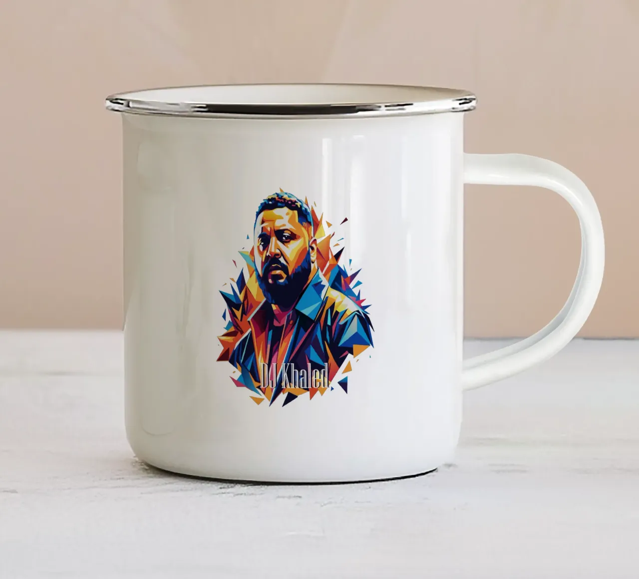 DJ Khaled Portrait in WPAP Pop Art tazza in smalto da vectorartnesia