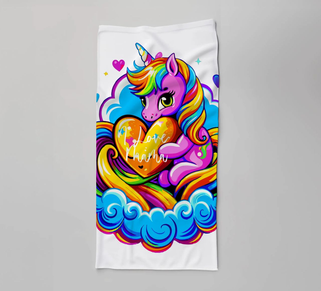 Cute Unicorn Hugging a Heart Pillow on a Cloud - Custom Text Handtuch von Artnesia