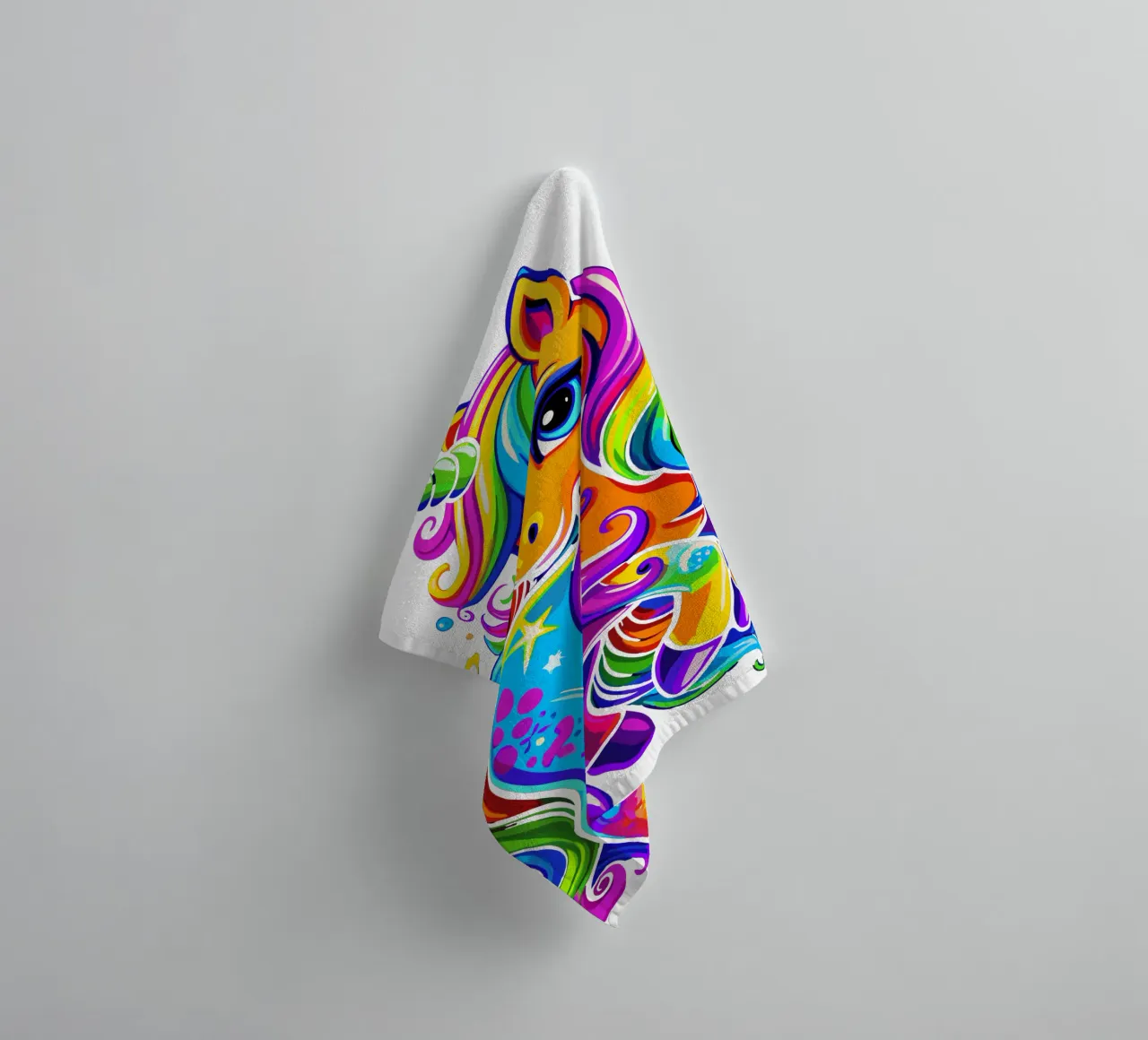 Délices de licornes mignonnes de l'arc-en-ciel éblouissant serviette de bain de Artnesia