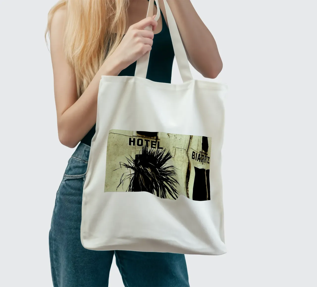 Fragile borsa in juta da Sophie Etchart