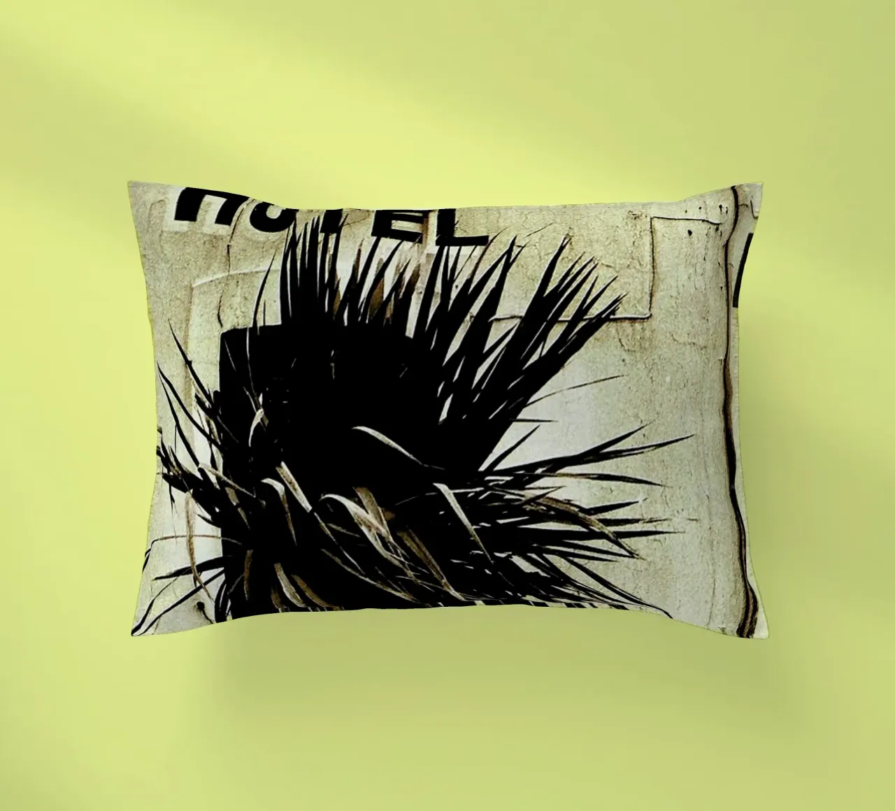 Fragile cuscino da Sophie Etchart