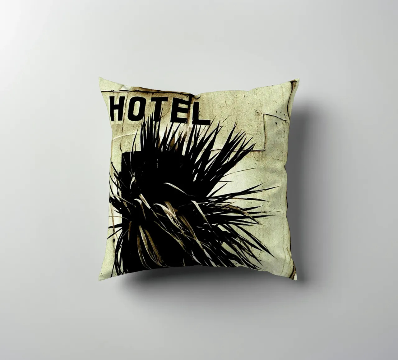 Fragile cuscino da Sophie Etchart