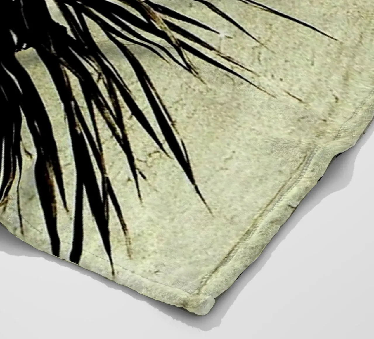 Fragile coperta in pile da Sophie Etchart