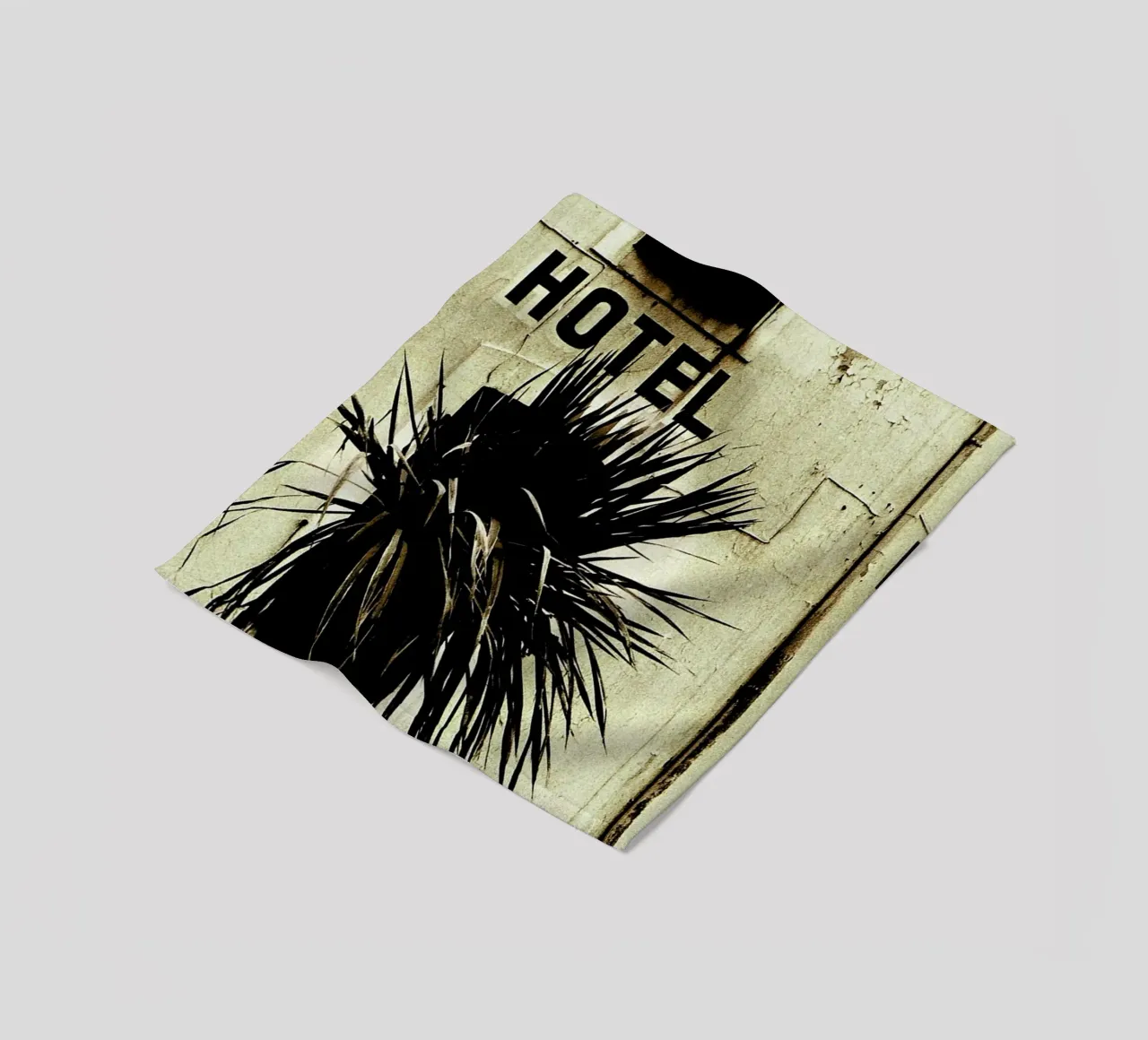 Fragile coperta in pile da Sophie Etchart