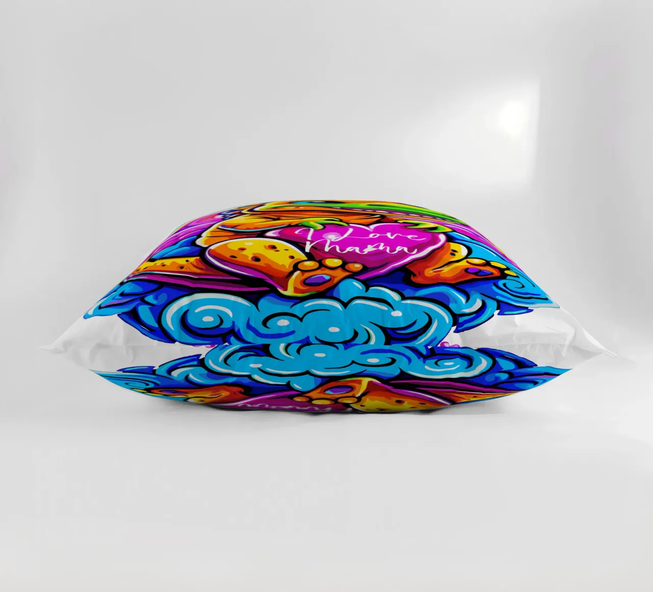 Cute Dino Hugging a Heart Pillow on a Cloud - Custom Text cuscino da Artnesia