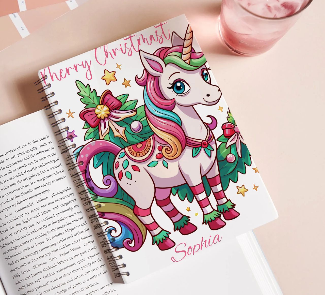 Magical Christmas Cute Unicorn - Add Custom Event and Name diario ad anelli da Artnesia