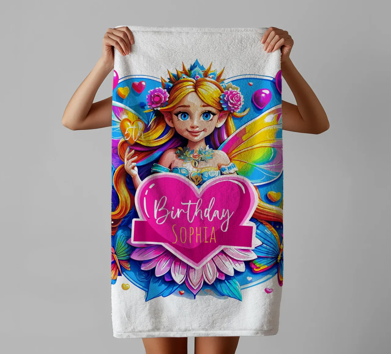Art magique de la fée au cœur d'arc-en-ciel - Ajouter un événement, un nom, un âge serviette de bain de Artnesia