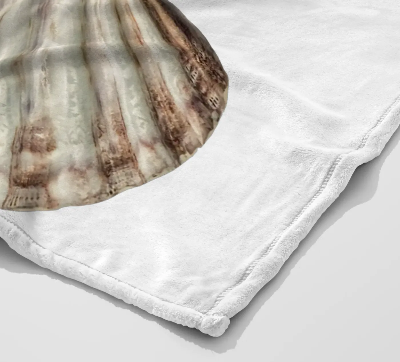 Venusschelp fleecedeken van Curious Collections by Marielle Leenders