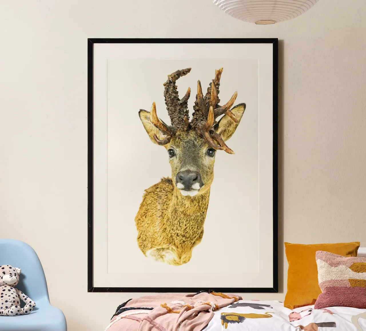 Poster del cervo maestoso poster con telaio in legno da Curious Collections by Marielle Leenders