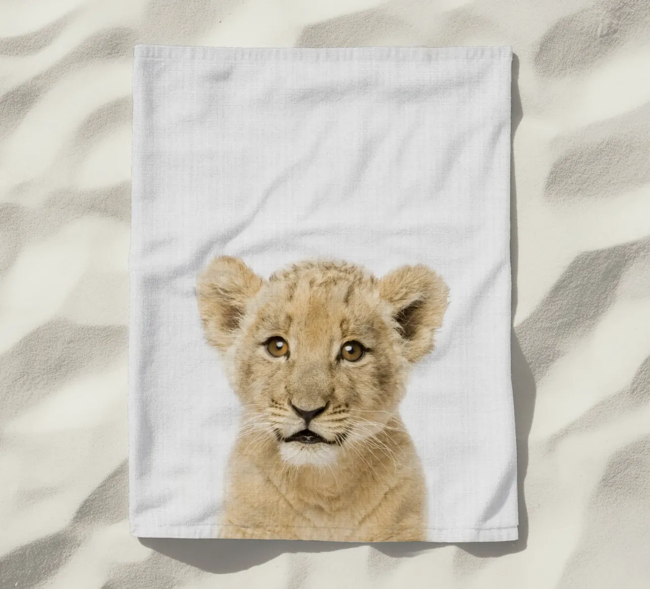Peekaboo Lion Cub telo mare da Lila x Lola