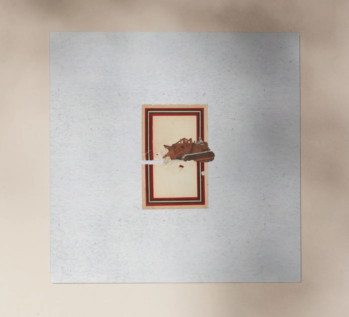 Load torn pellicola backlit da Carlos Quitério