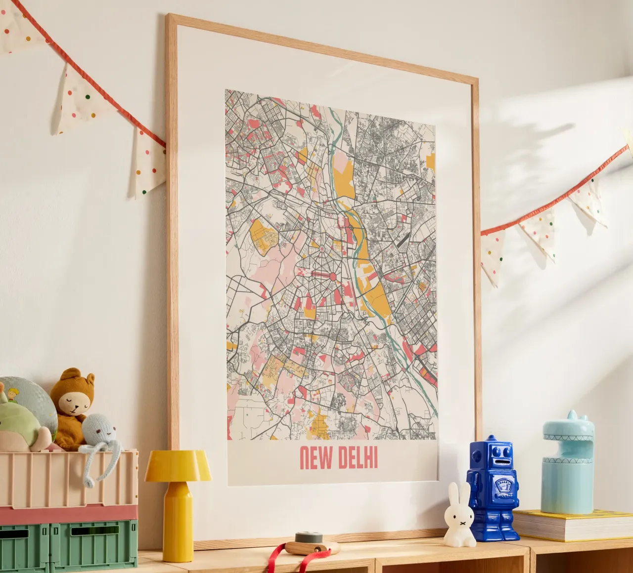 Mappa della città di Nuova Delhi - Design elegante in colori pastello poster con telaio in legno da MOOODZART