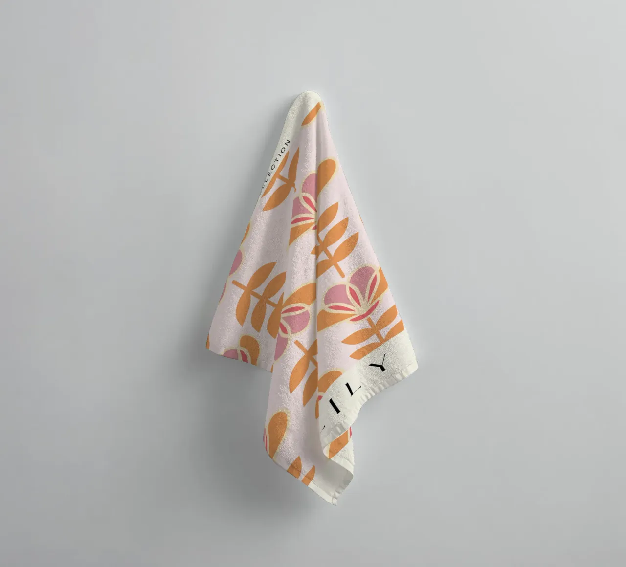 Lily - Calore floreale nordico asciugamano da bagno da Studio Mooodz