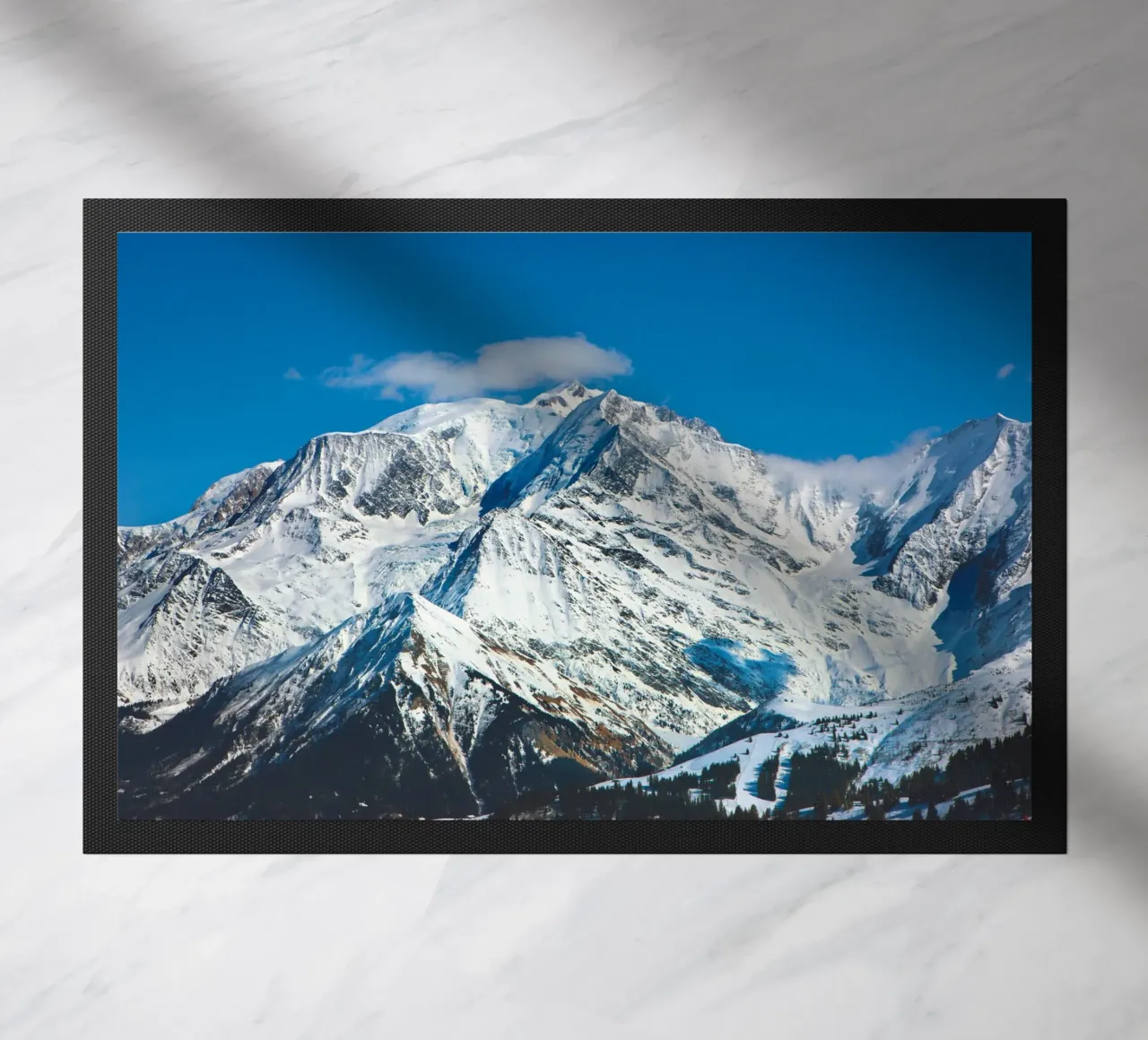 Il Monte Bianco tra le nuvole zerbino da Dave Hare Photography