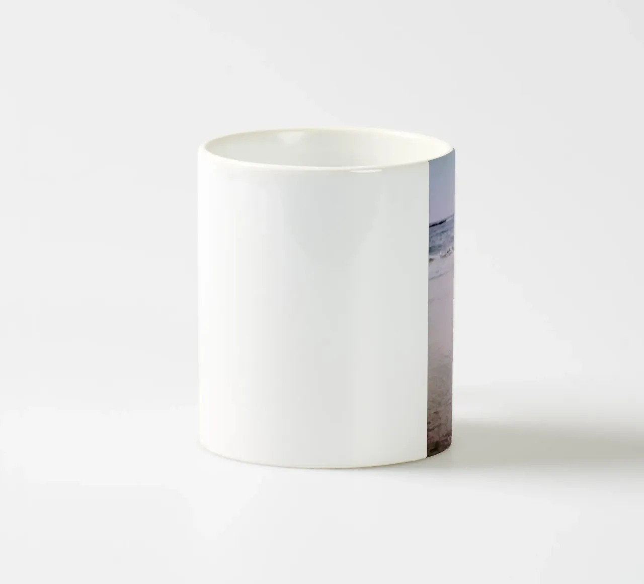 The Secret Sea I tazza in ceramica da Dani L.