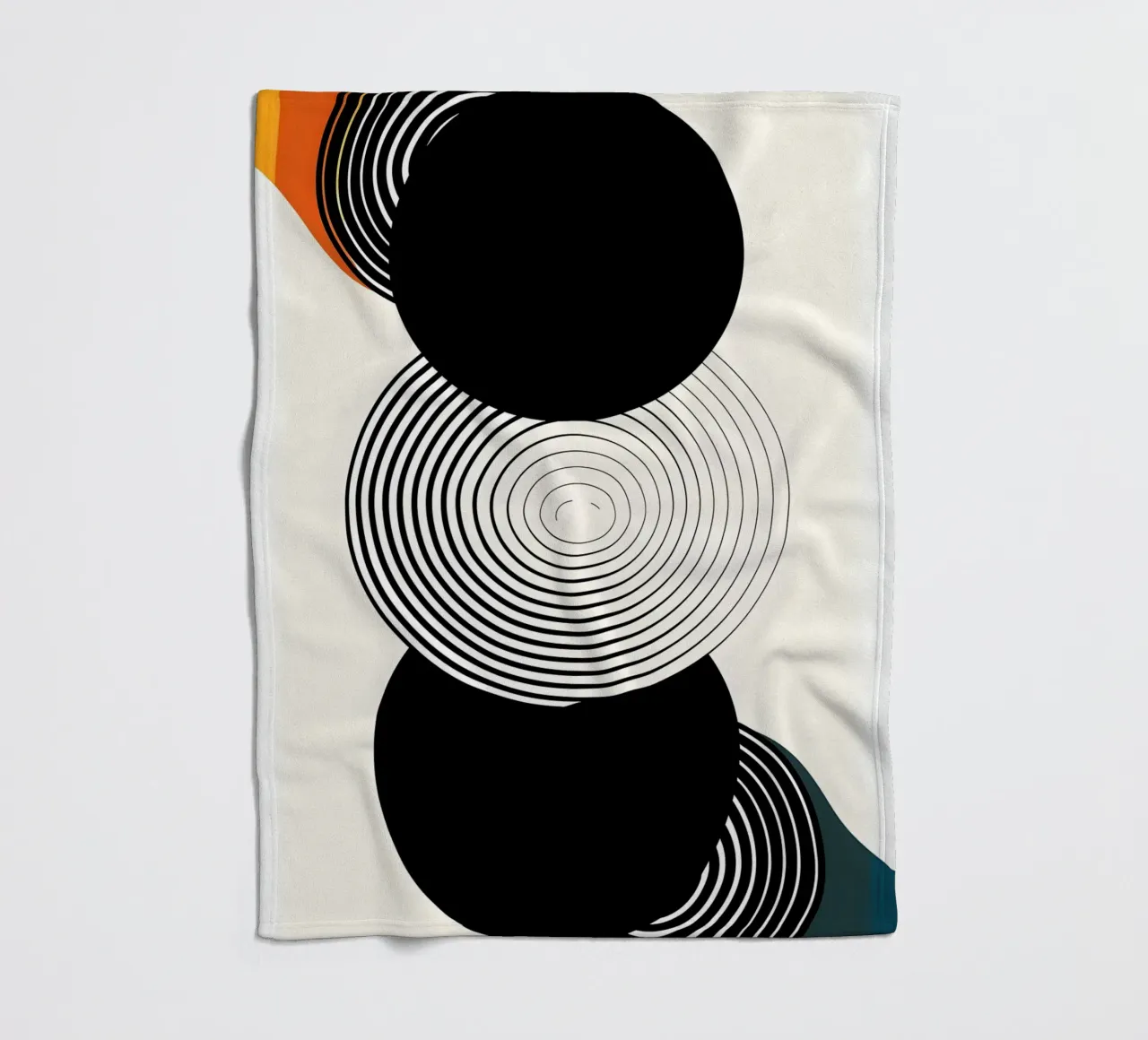 Three large black circles coperta in pile da LisaArtes