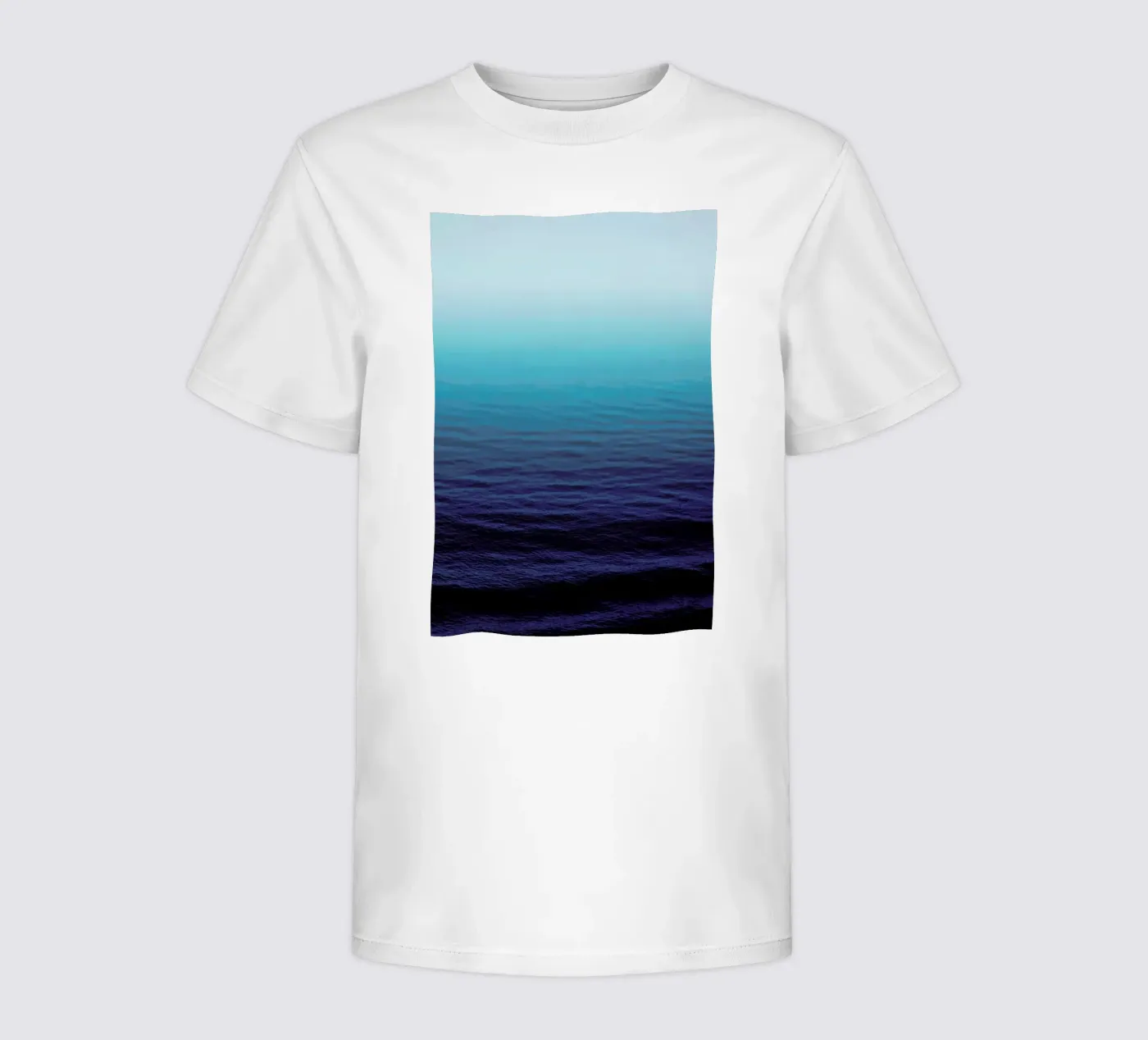 Deep Blue kinder t-shirt van Leah Flores