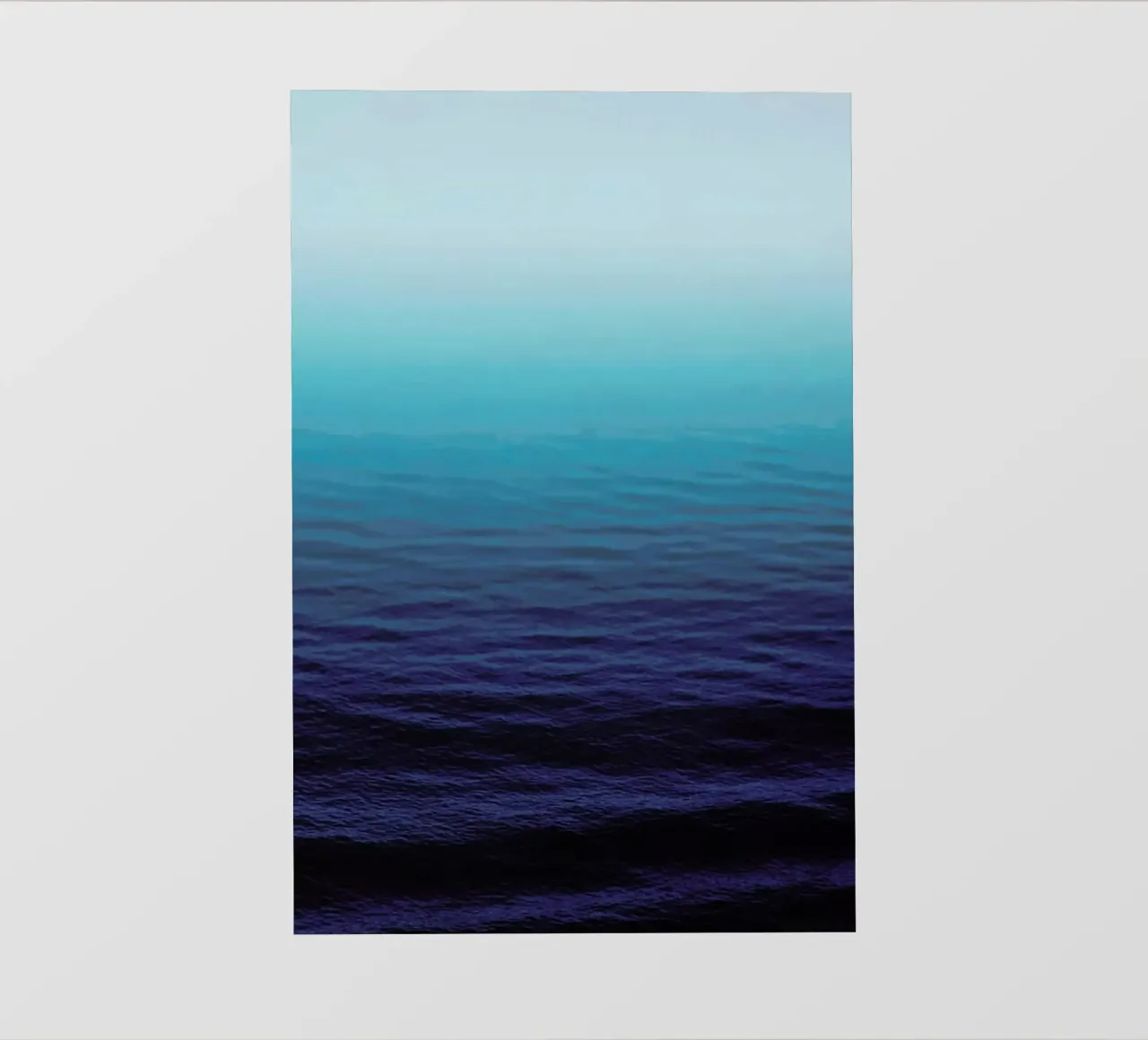 Deep Blue pellicola backlit da Leah Flores