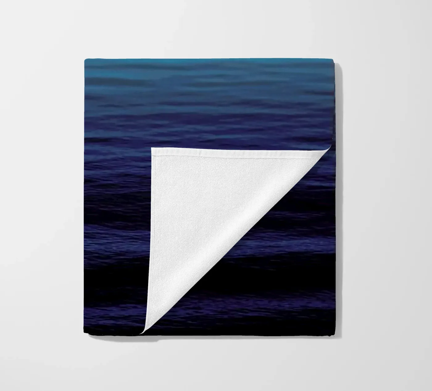 Deep Blue telo mare da Leah Flores