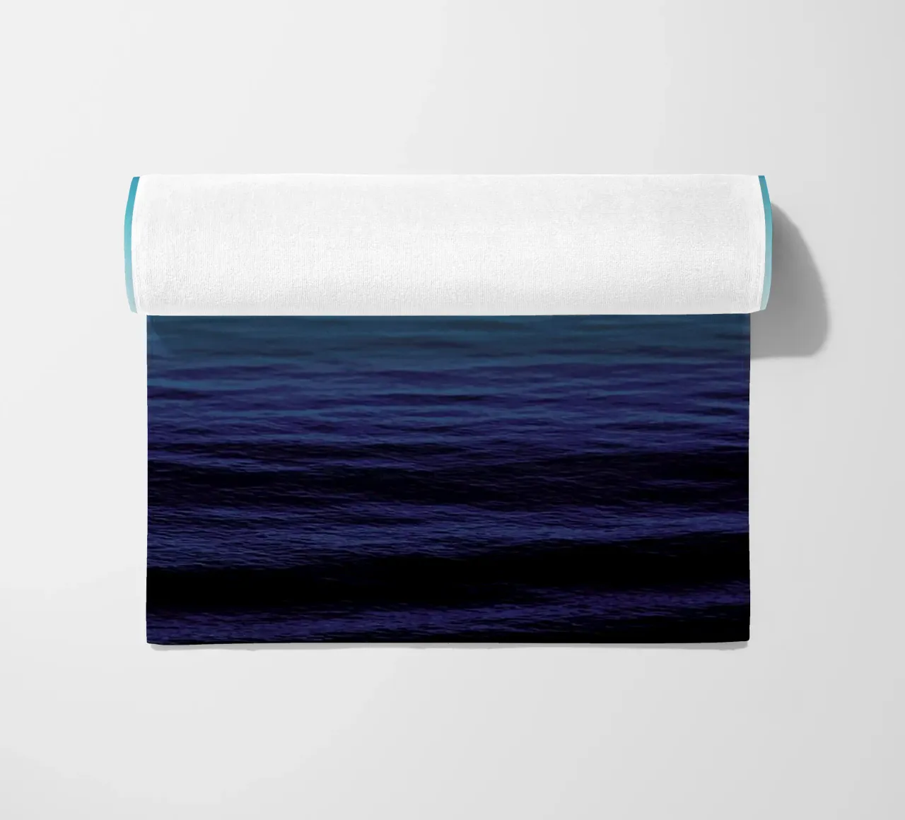 Deep Blue telo mare da Leah Flores