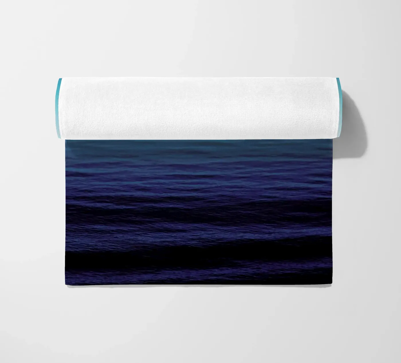 Deep Blue telo mare da Leah Flores