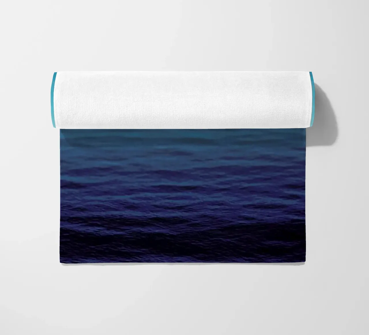 Deep Blue telo mare da Leah Flores