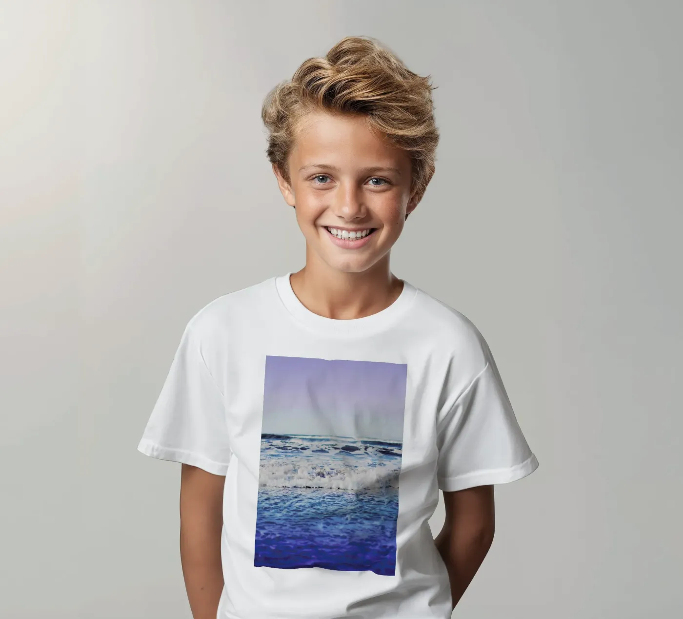 Indigo Waves kinder t-shirt van Leah Flores
