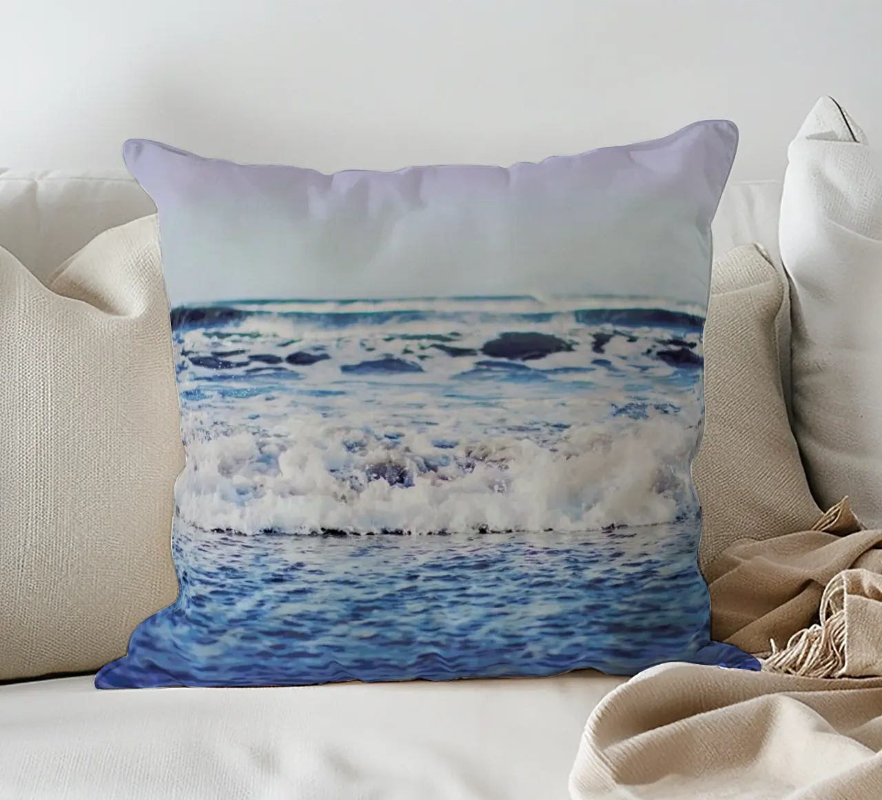 Indigo Waves cuscino da Leah Flores