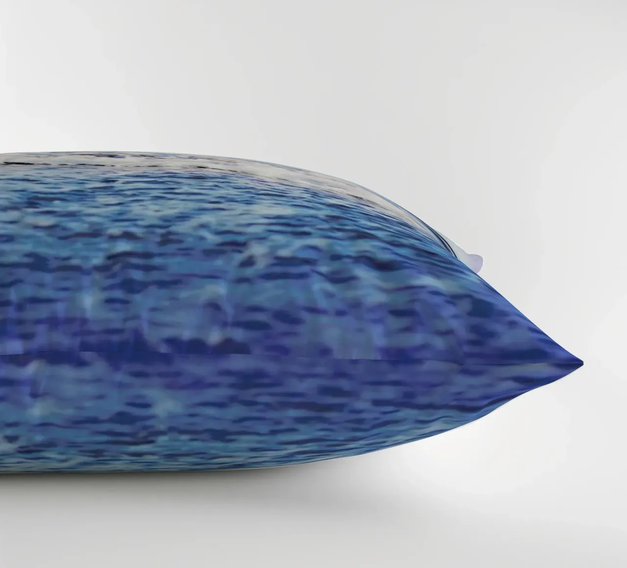 Indigo Waves cuscino da Leah Flores