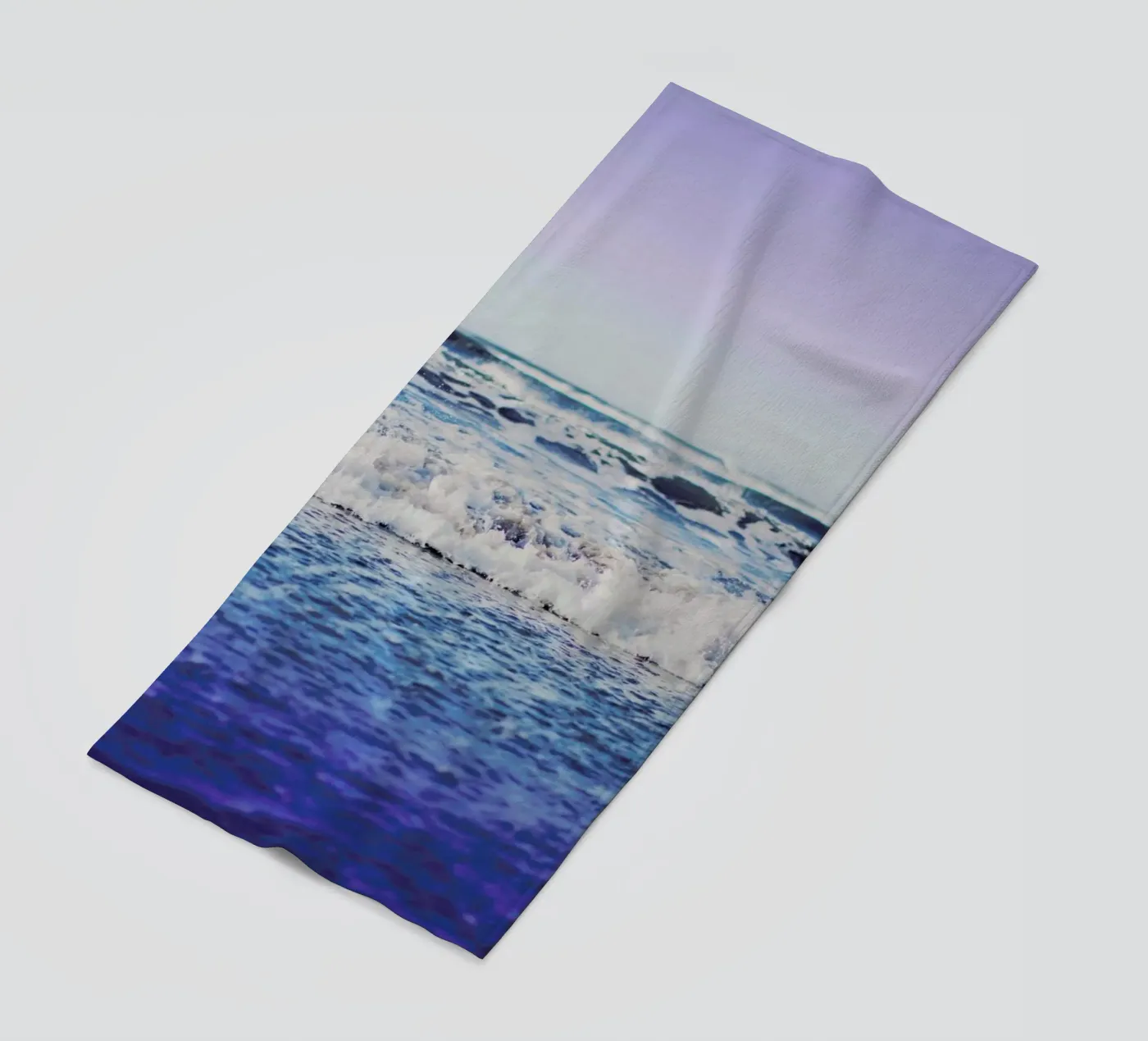 Indigo Waves strandhanddoek van Leah Flores