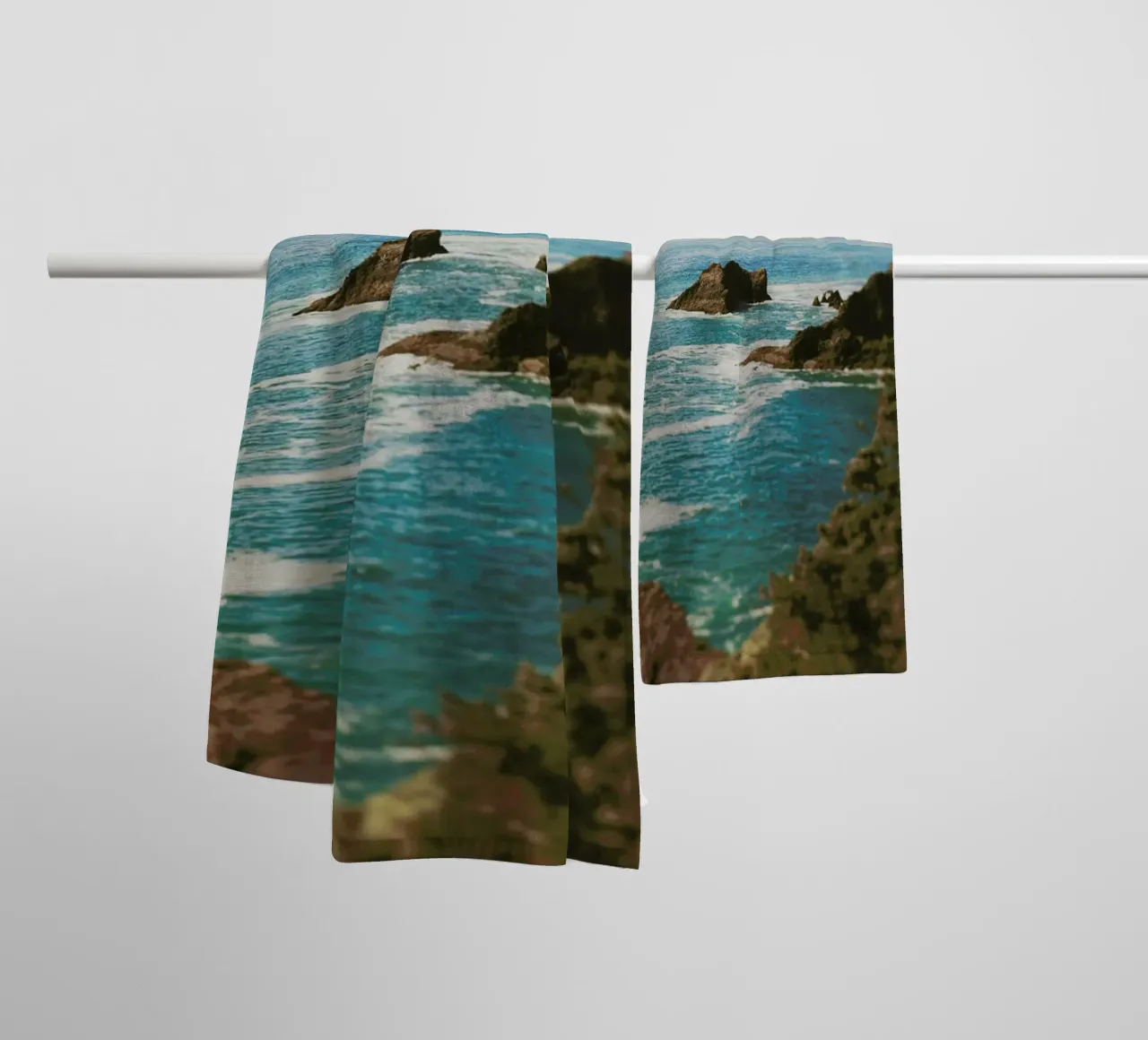 Oregon Coast asciugamano da bagno da Leah Flores