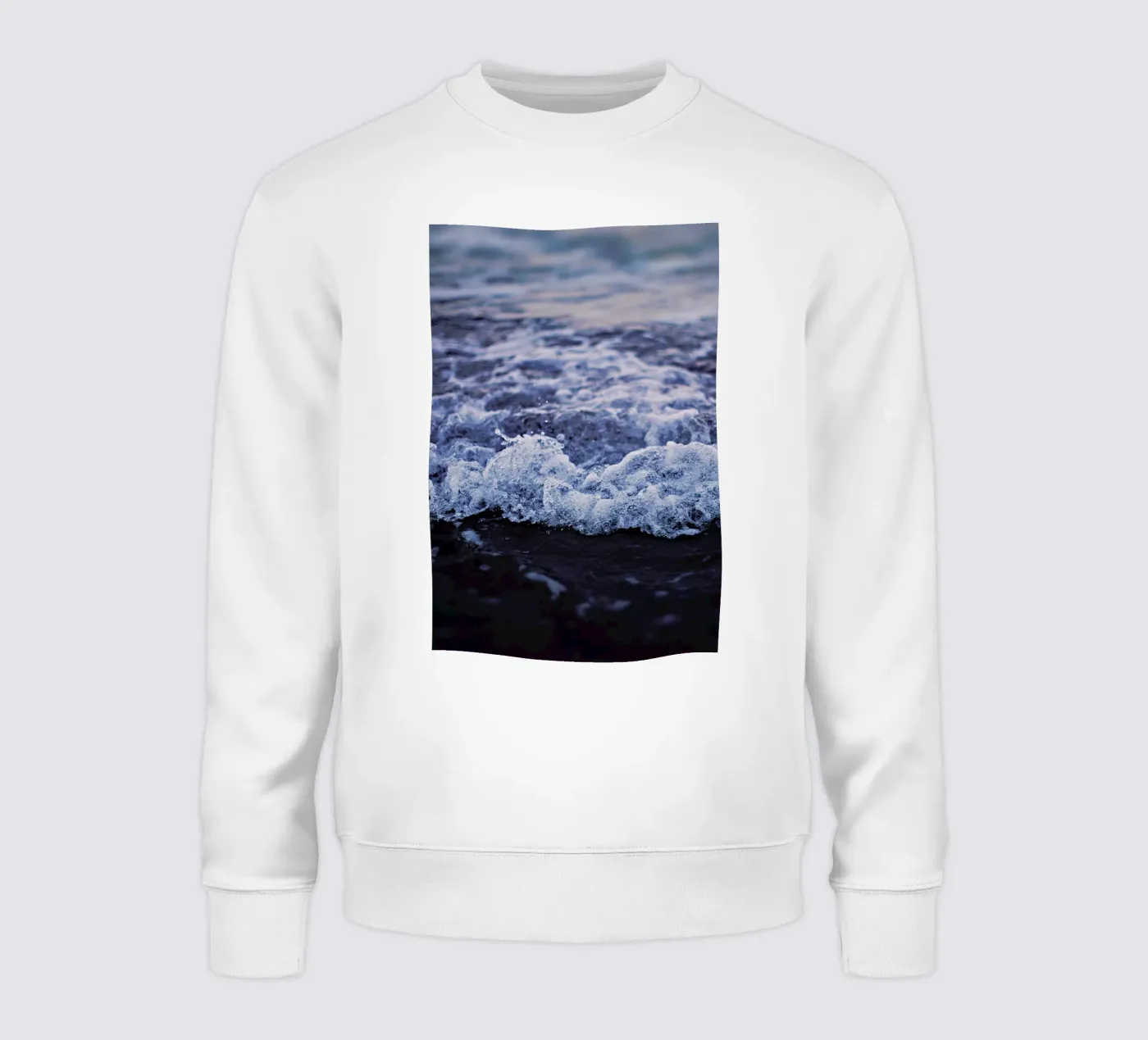 Waves sweatshirt van Leah Flores