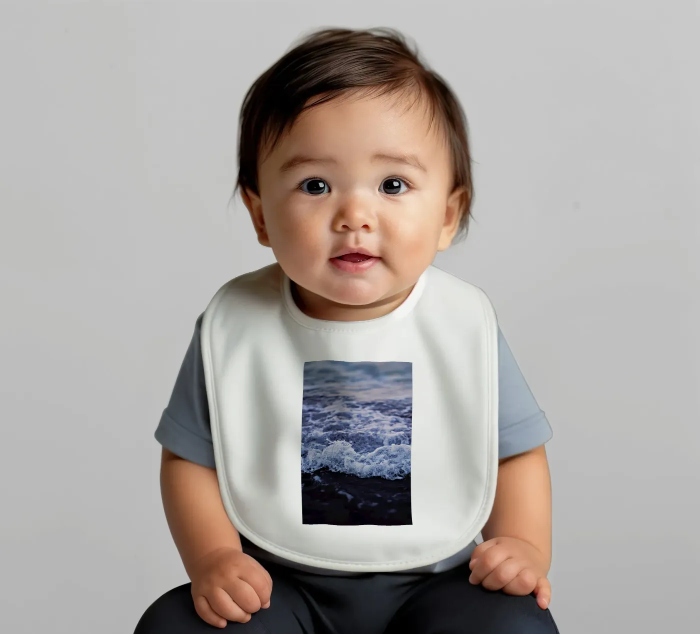 Waves baby slabbetje van Leah Flores