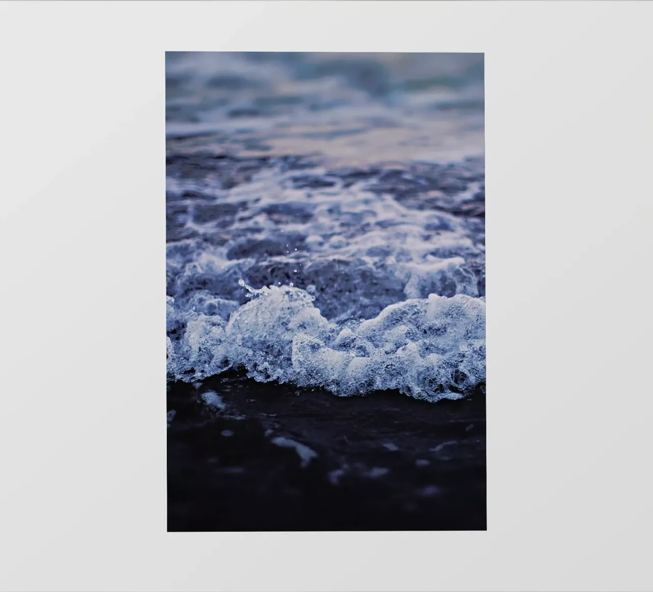 Waves pellicola backlit da Leah Flores