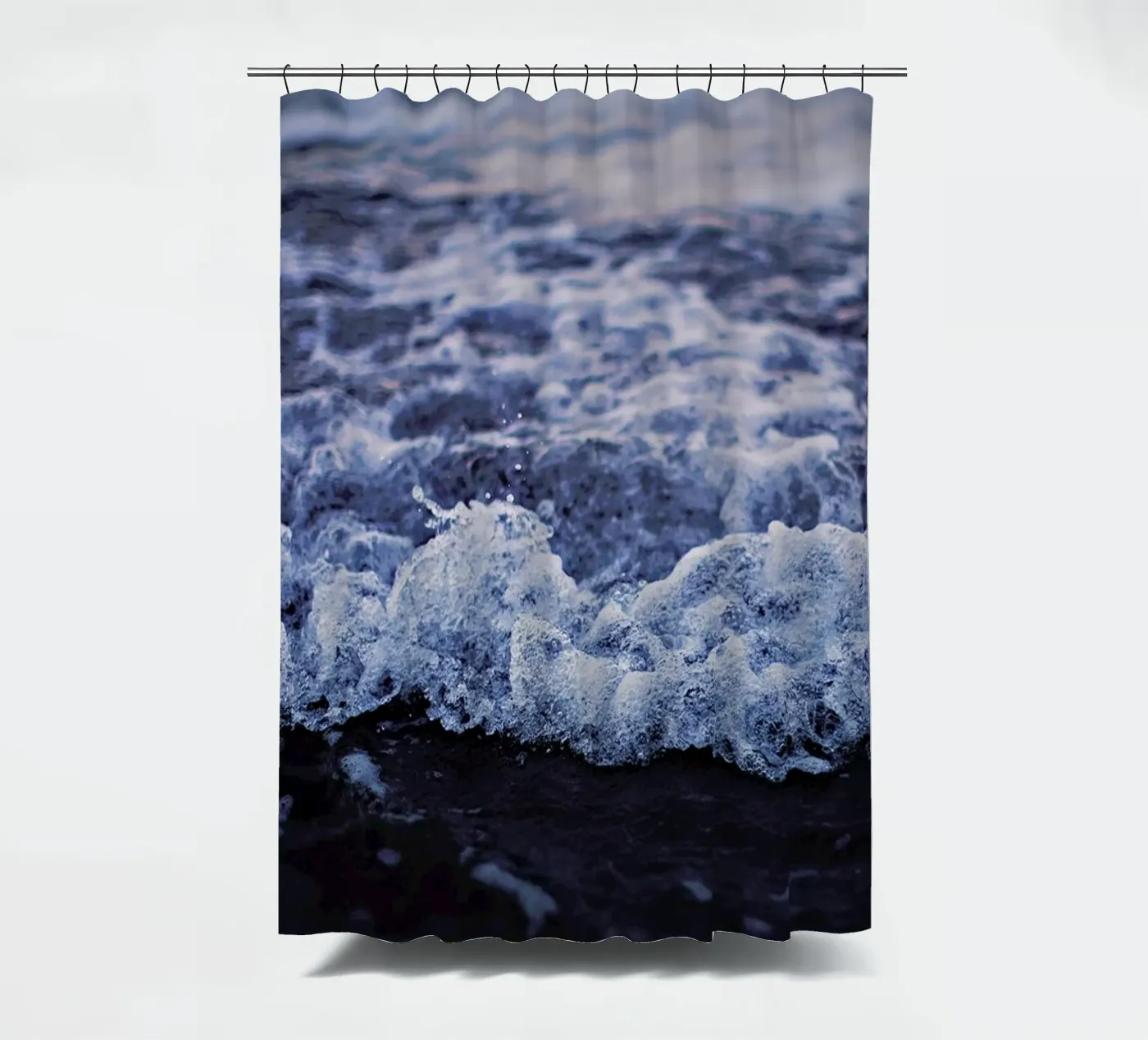 Waves Duschvorhang von Leah Flores