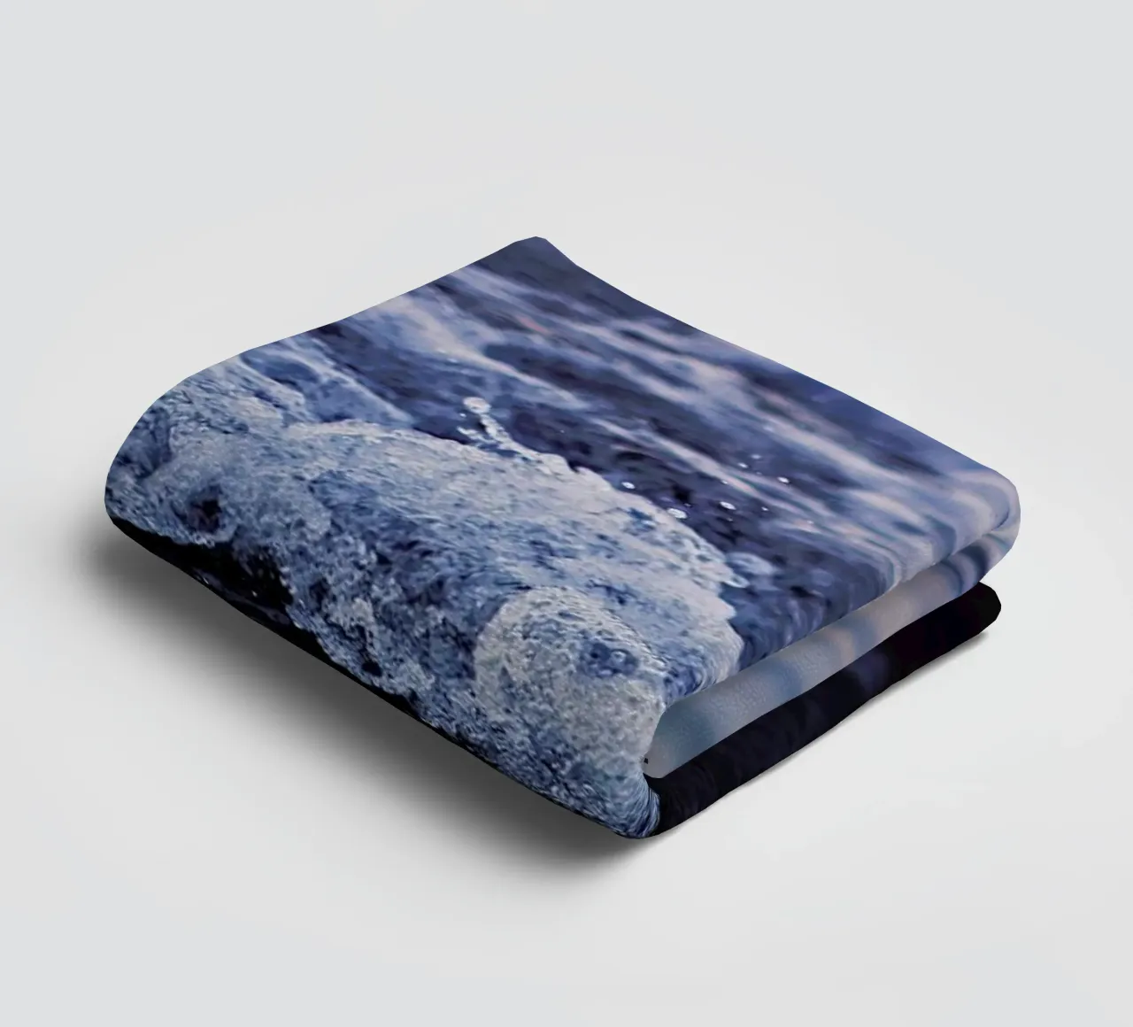 Waves badhanddoek van Leah Flores