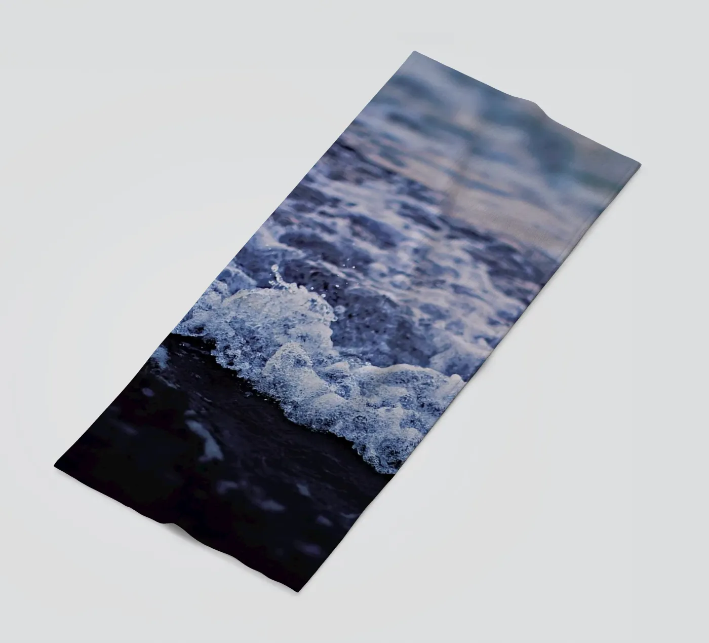 Waves telo mare da Leah Flores