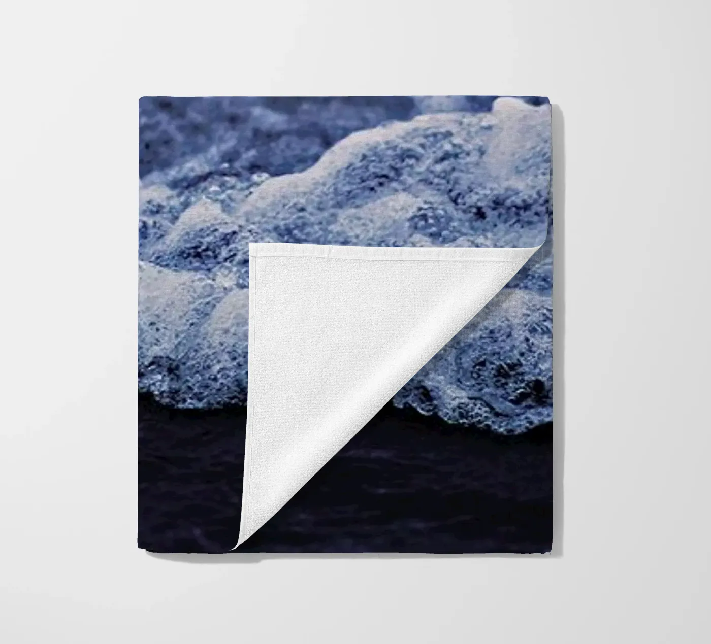 Waves telo mare da Leah Flores