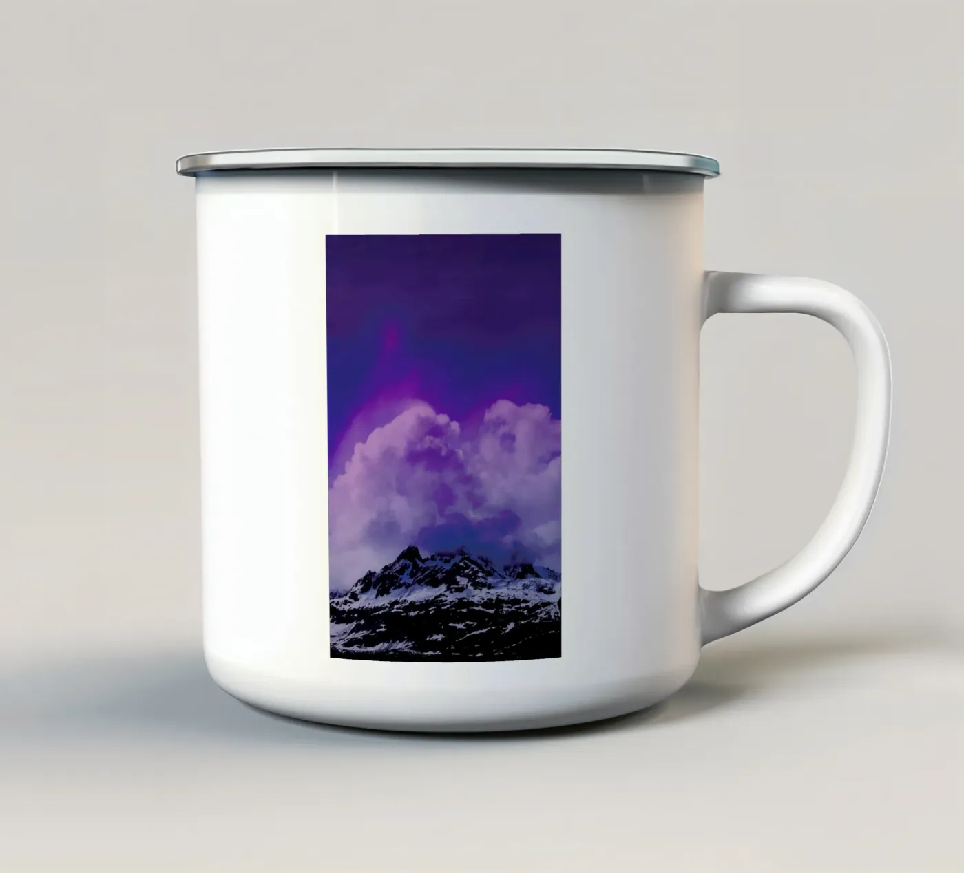 Mountain Magic tazza in smalto da Leah Flores