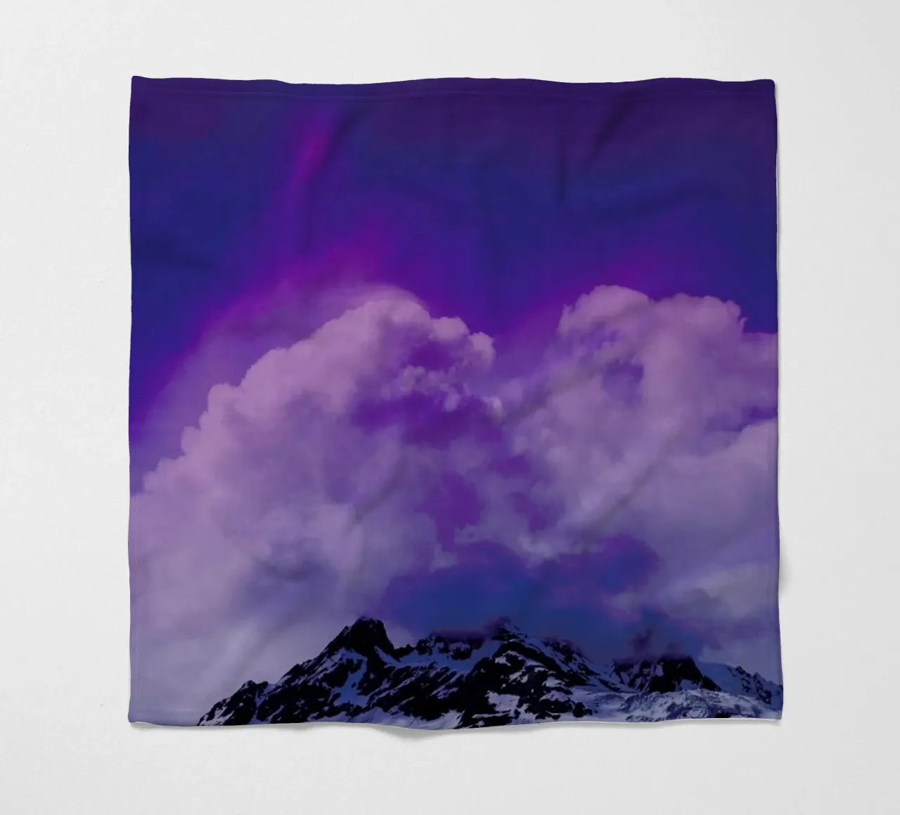 Mountain Magic Fleecedecke von Leah Flores