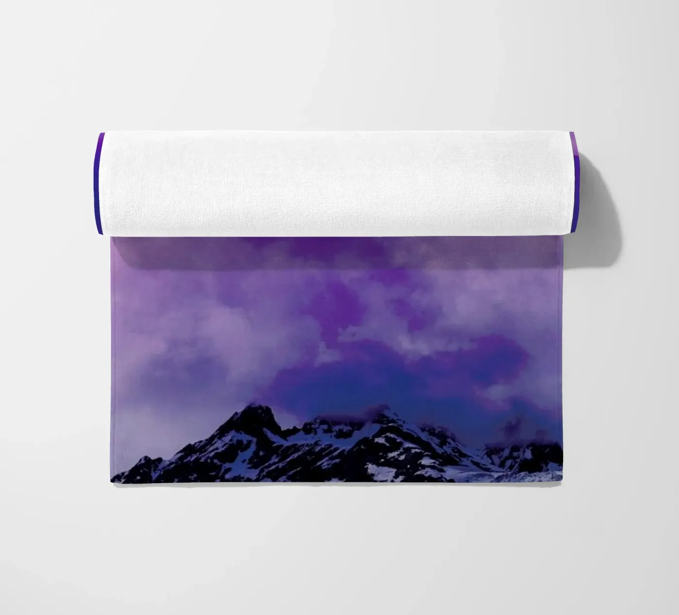 Mountain Magic Strandtuch von Leah Flores