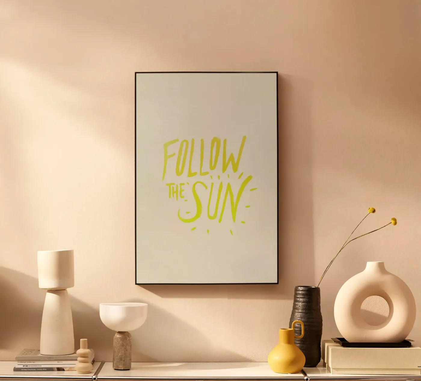 Follow The Sun plexiglass da Leah Flores