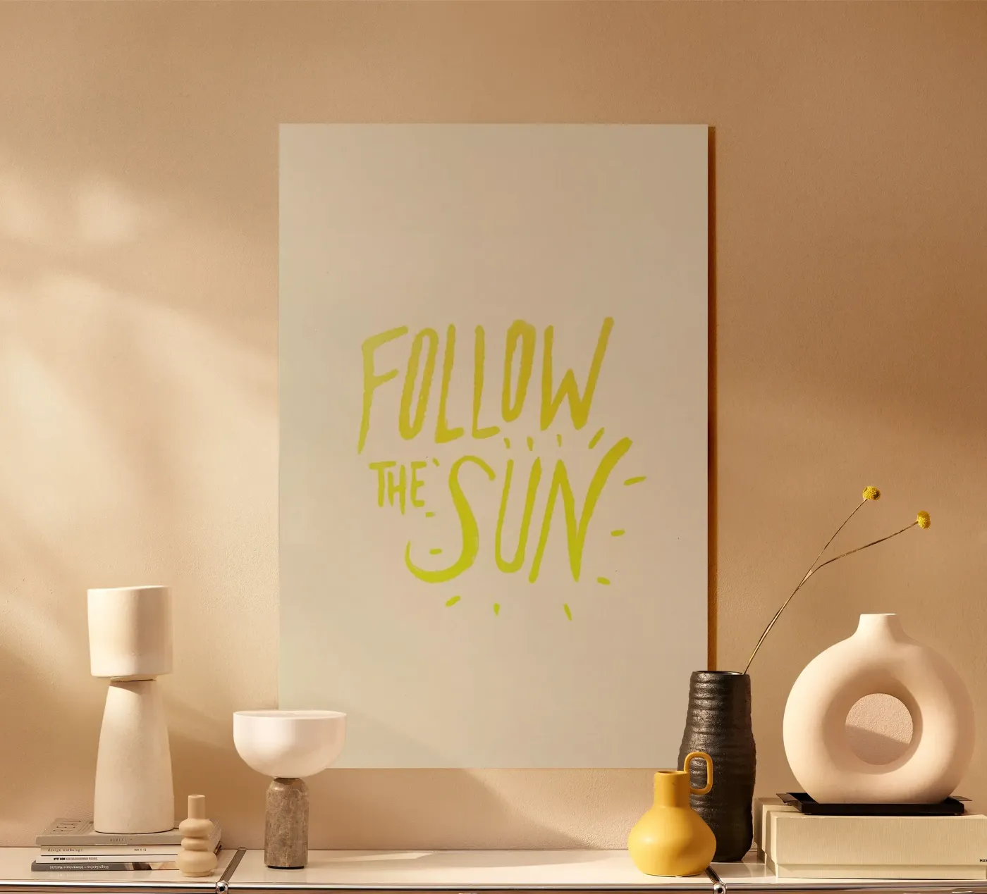 Follow The Sun plexiglass da Leah Flores