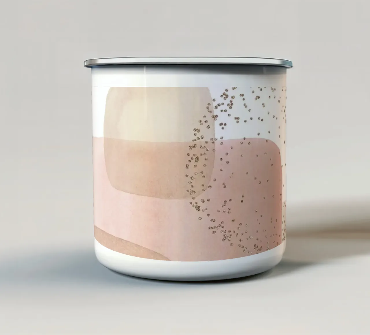 Eleganza astratta - colori pastello e accenti dorati tazza in smalto da Whole©