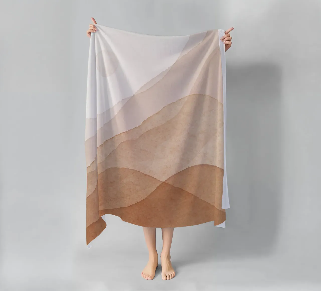Zachte golven - Abstract landschap strandhanddoek van Whole©