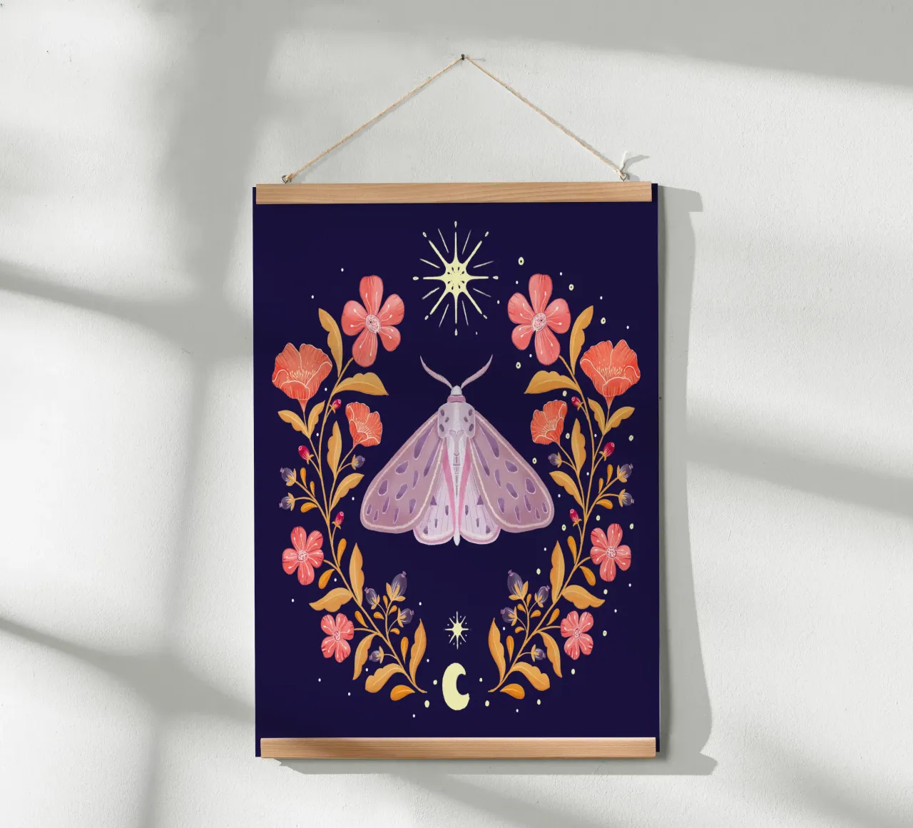 Momento magico con baco da seta, fiori, luna e stelle carta hahnemühle da CalliLetters